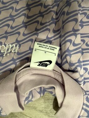 Nike Lavender Wave Pattern Crewneck